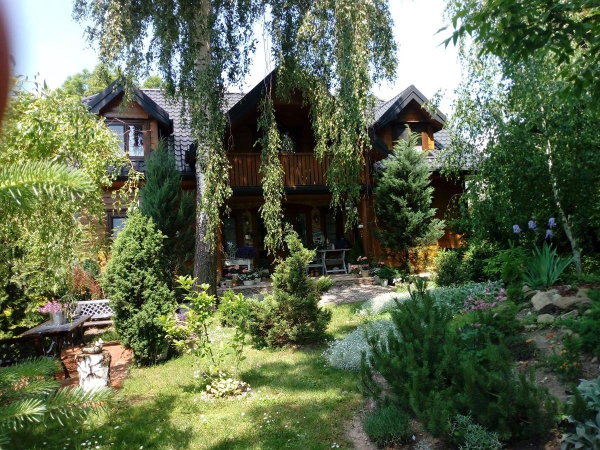 Roztoczanski Dworek Zamość Exterior foto